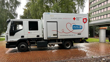 33 litres of blood for a good cause: successful blood drive at the head office 33 litres of blood for a good cause: successful blood drive at the head office